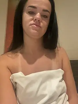 English-Chloe96 online show from 02.04.26