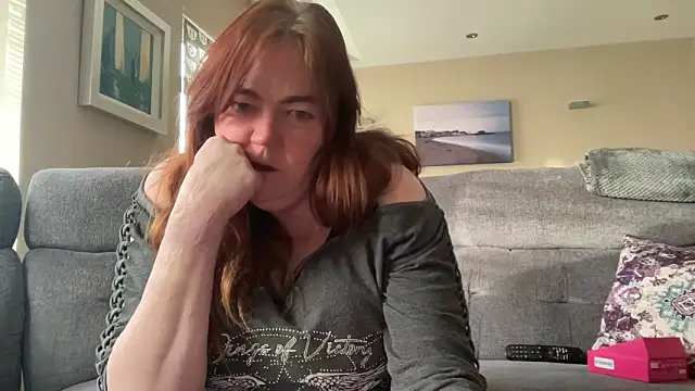 Snapshot of curvy-milf-abbie chatting on 02.17.26 curvy-milf-abbie online show from 02.17.26