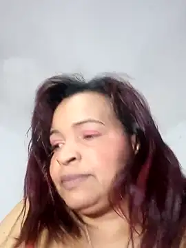 Snapshot of _violetta_- chatting on 10.13.25  violetta - online show from 10.13.25