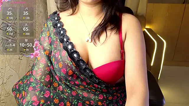 Snapshot of Punjabi_Queen1 chatting on 01.09.25 Punjabi Queen1 online show from 01.09.25