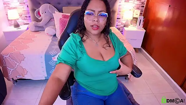 Snapshot of italy___boobs chatting on 02.03.26 italy boobs online show from 02.03.26