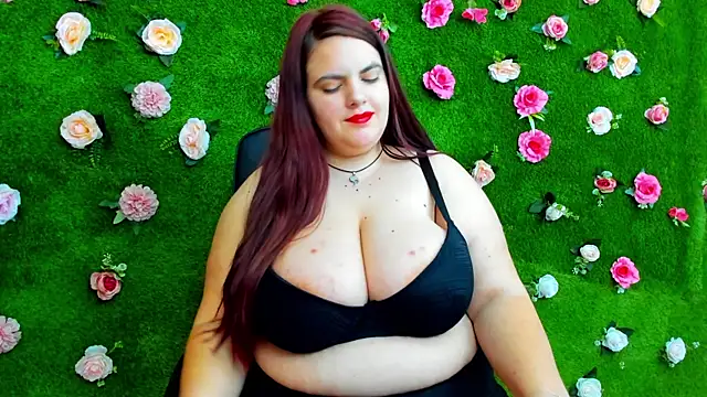 Snapshot of Huge_Titties_ chatting on 02.19.25 Huge Titties online show from 02.19.25