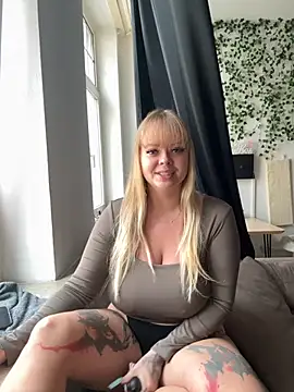 AnnaLenaaa online show from 09.25.25
