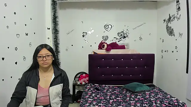 Snapshot of Luna_Star_Sl chatting on 01.17.25 Luna Star Sl online show from 01.17.25