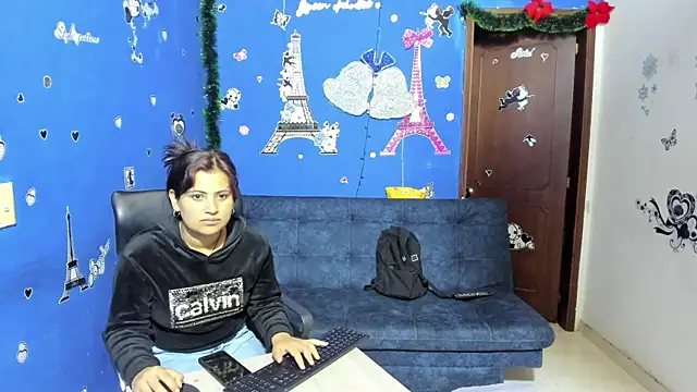 Snapshot of Luna_Star_Sl chatting on 01.23.25 Luna Star Sl online show from 01.23.25