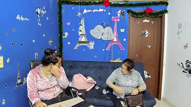 Snapshot of Luna_Star_Sl chatting on 02.05.25 Luna Star Sl online show from 02.05.25