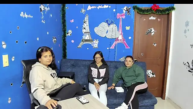 Snapshot of Luna_Star_Sl chatting on 02.10.25 Luna Star Sl online show from 02.10.25