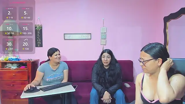 Snapshot of Luna_Star_Sl chatting on 11.20.25 Luna Star Sl online show from 11.20.25