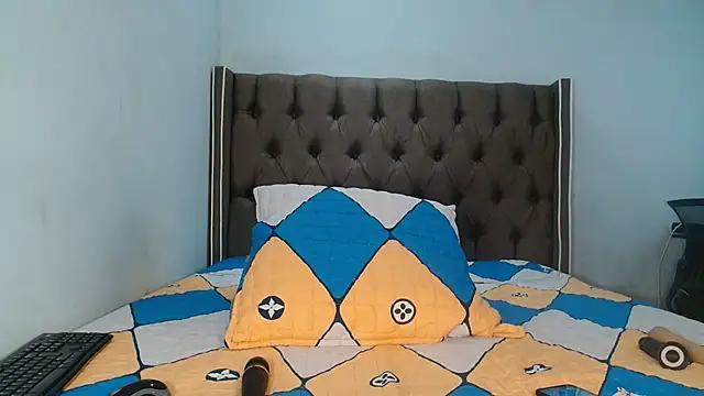 CHOCKYCHOCX2 online show from 02.08.26