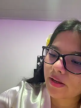 SophieHarris  online show from 05.09.26