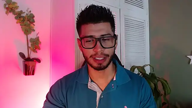 Snapshot of Colby_brown03 chatting on 09.12.25 Colby brown03 online show from 09.12.25