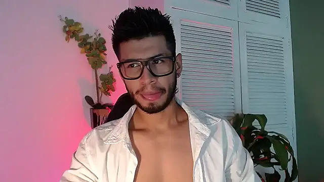 Snapshot of Colby_brown03 chatting on 09.16.25 Colby brown03 online show from 09.16.25