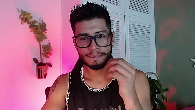 Snapshot of Colby_brown03 chatting on 09.29.25 Colby brown03 online show from 09.29.25