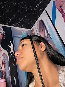 Im Little online show from 04.14.26