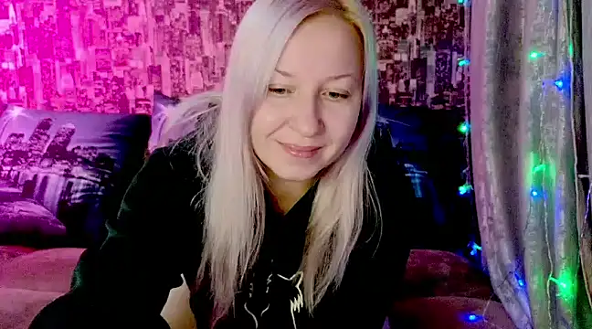 sarakatherin online show from 12.08.24