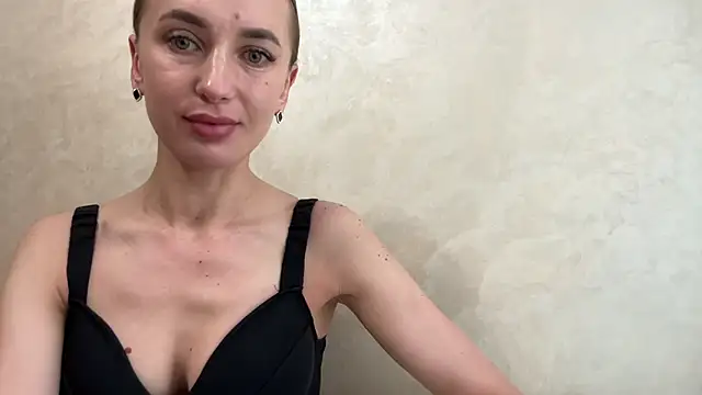 CaitlinaJayne23 online show from 05.25.26