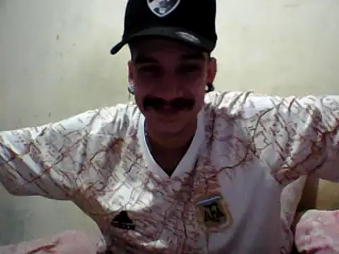 Snapshot of gatobranco001 chatting on 03.08.25 gatobranco001 online show from 03.08.25