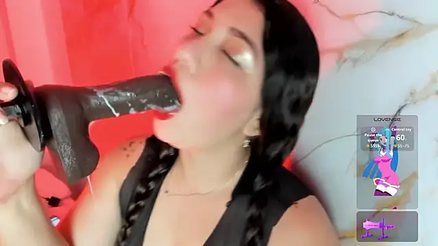 hade cute online show from 05.13.26