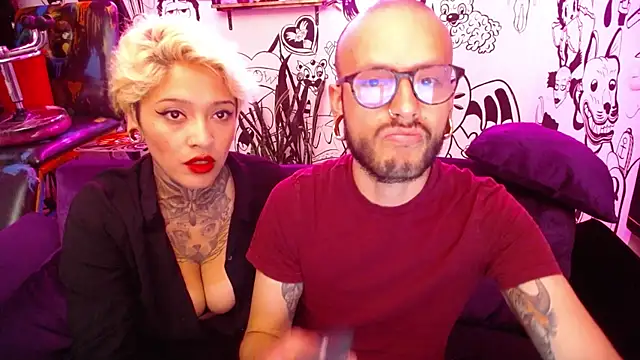 Snapshot of tatouagendecouple chatting on 02.02.25 tatouagendecouple online show from 02.02.25