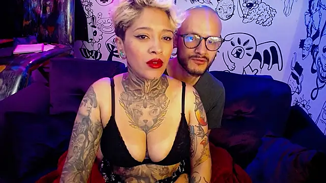 Snapshot of tatouagendecouple chatting on 02.13.25 tatouagendecouple online show from 02.13.25