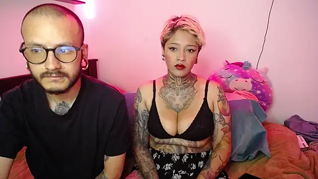 Snapshot of tatouagendecouple chatting on 03.01.25 tatouagendecouple online show from 03.01.25