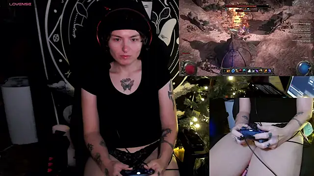 Snapshot of BrandiWRLD_999 chatting on 12.26.24 BrandiWRLD 999 online show from 12.26.24