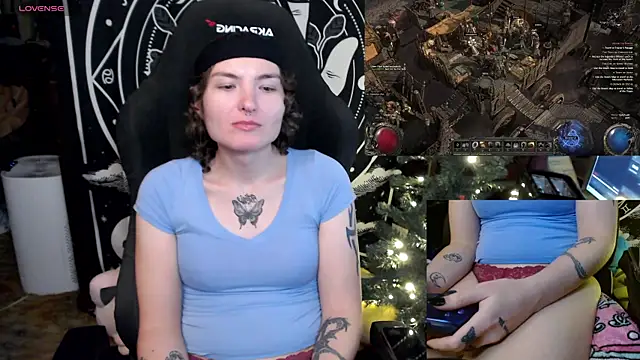 Snapshot of BrandiWRLD_999 chatting on 01.01.25 BrandiWRLD 999 online show from 01.01.25