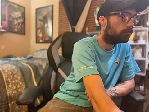 slutty guy12 online show from 01.31.25