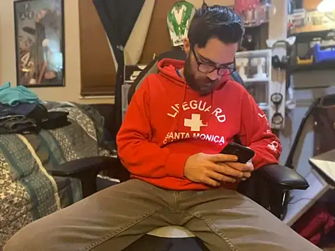 slutty guy12 online show from 02.02.25