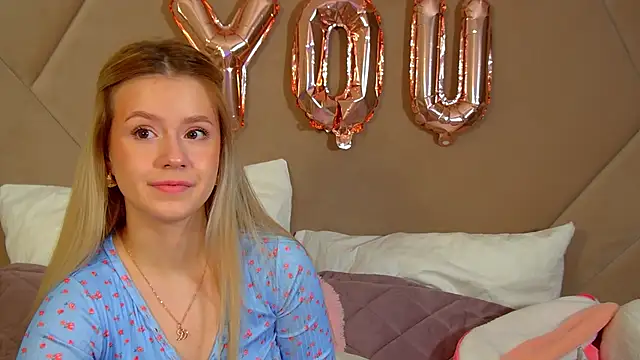 Snapshot of MilanaBalmain chatting on 02.23.26 MilanaBalmain online show from 02.23.26