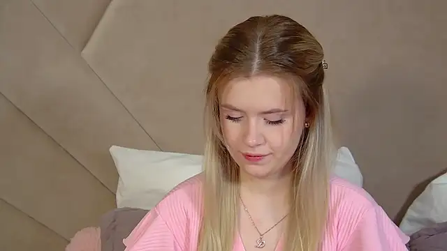 MilanaBalmain online show from 04.06.26