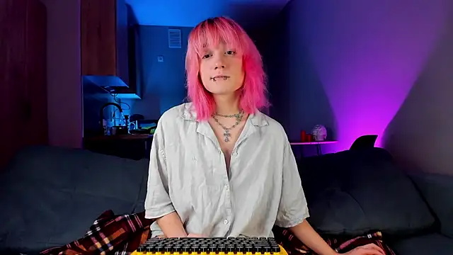 Gregory Byyrd online show from 01.07.25