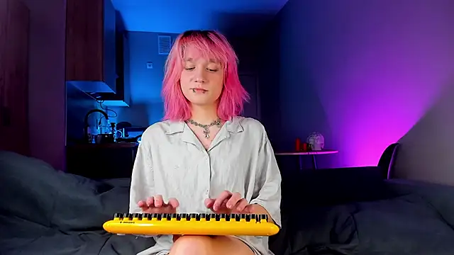 Gregory Byyrd online show from 01.07.25