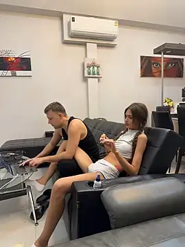 dreamgirls100 online show from 12.31.24