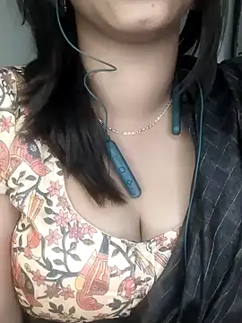 Snapshot of Sexy-Shalinii chatting on 01.19.25 Sexy-Shalinii online show from 01.19.25