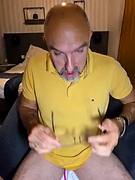 Crosss-23cm online show from 10.02.25