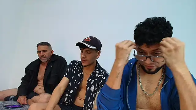 Snapshot of Benjamin_show chatting on 10.30.25 Benjamin show online show from 10.30.25