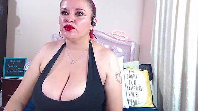 VickyColleman online show from 01.12.25