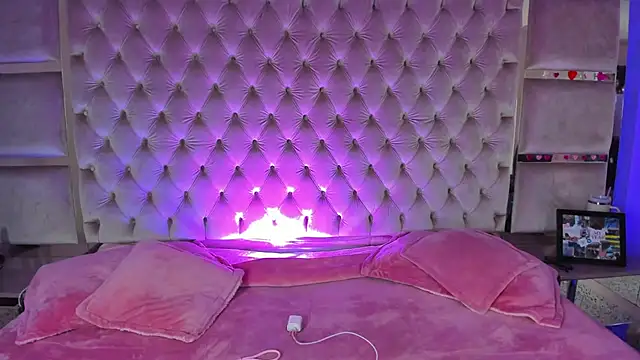 Harii 02 online show from 11.09.25