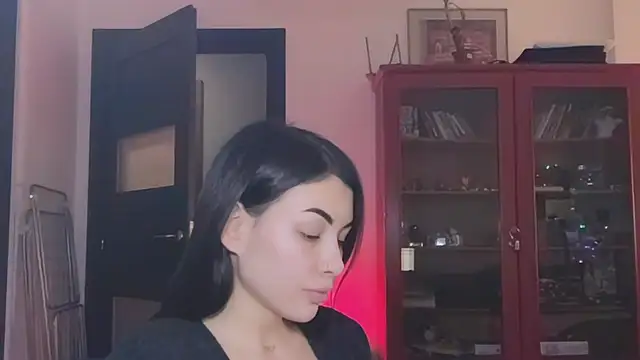 valorant girl online show from 02.25.25