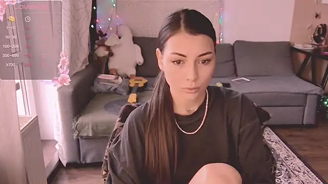 valorant girl online show from 03.03.25