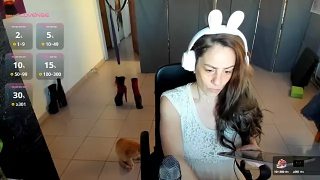 Snapshot of jessiburningheels chatting on 02.18.25 jessiburningheels online show from 02.18.25