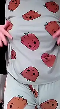 Snapshot of Lauzo21 chatting on 03.12.25 Lauzo21 online show from 03.12.25