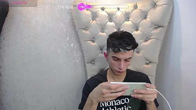 Snapshot of MrWilliseo chatting on 12.12.24 MrWilliseo online show from 12.12.24