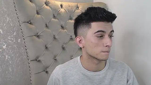 Snapshot of MrWilliseo chatting on 01.24.25 MrWilliseo online show from 01.24.25