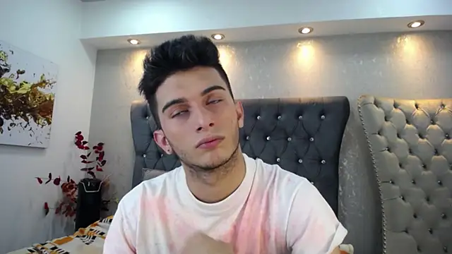 Snapshot of MrWilliseo chatting on 02.02.25 MrWilliseo online show from 02.02.25