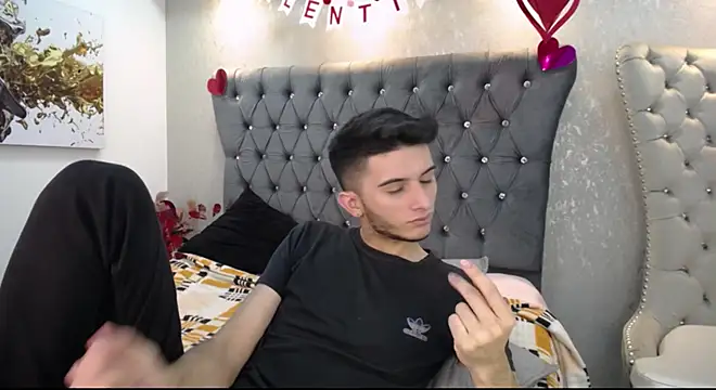 Snapshot of MrWilliseo chatting on 02.13.25 MrWilliseo online show from 02.13.25