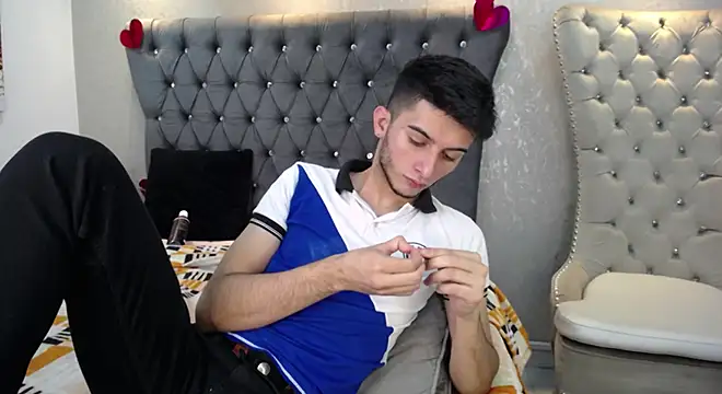 Snapshot of MrWilliseo chatting on 02.15.25 MrWilliseo online show from 02.15.25