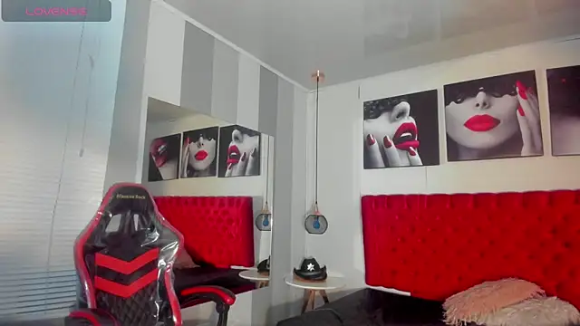 Snapshot of KENDER21_ chatting on 02.19.25 KENDER21  online show from 02.19.25