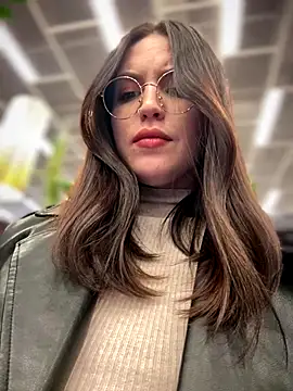 meow girl online show from 12.14.25